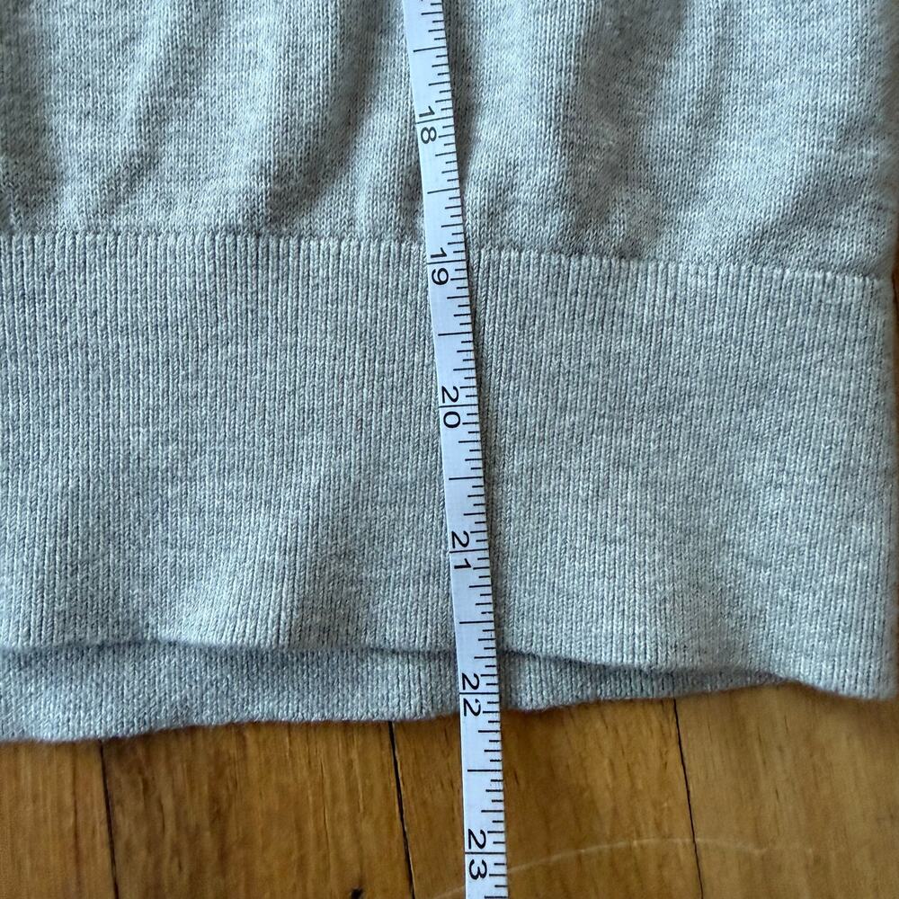 Vineyard Vines Gray Pullover V-neck Knit Sweater Sz S Preppy Spring Chic Minimal - Picture 5 of 8